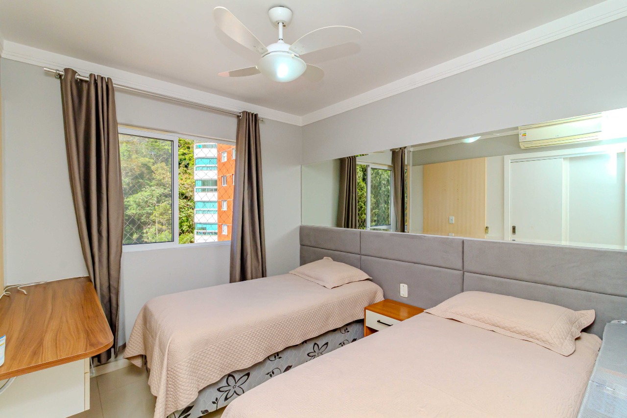 Apartamento à venda no Pioneiros: 
