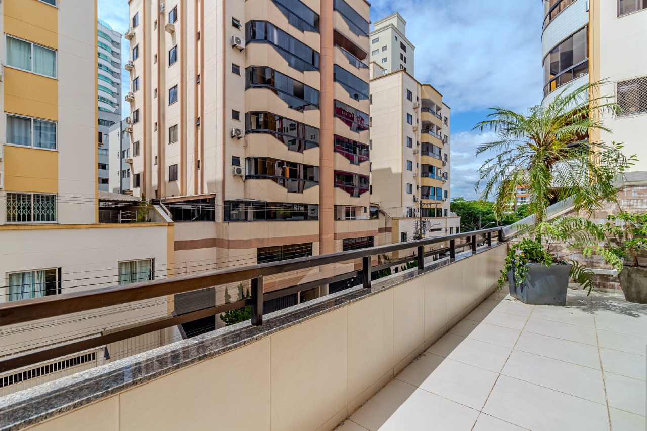 Apartamento diferenciado à venda no Centro: 
