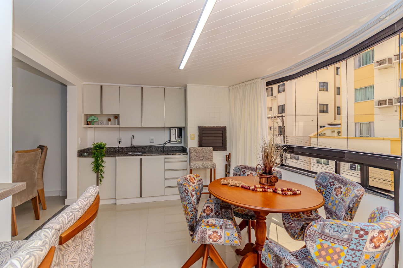 Apartamento diferenciado à venda no Centro: 