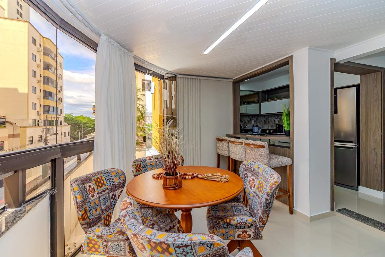 Apartamento diferenciado à venda no Centro: 