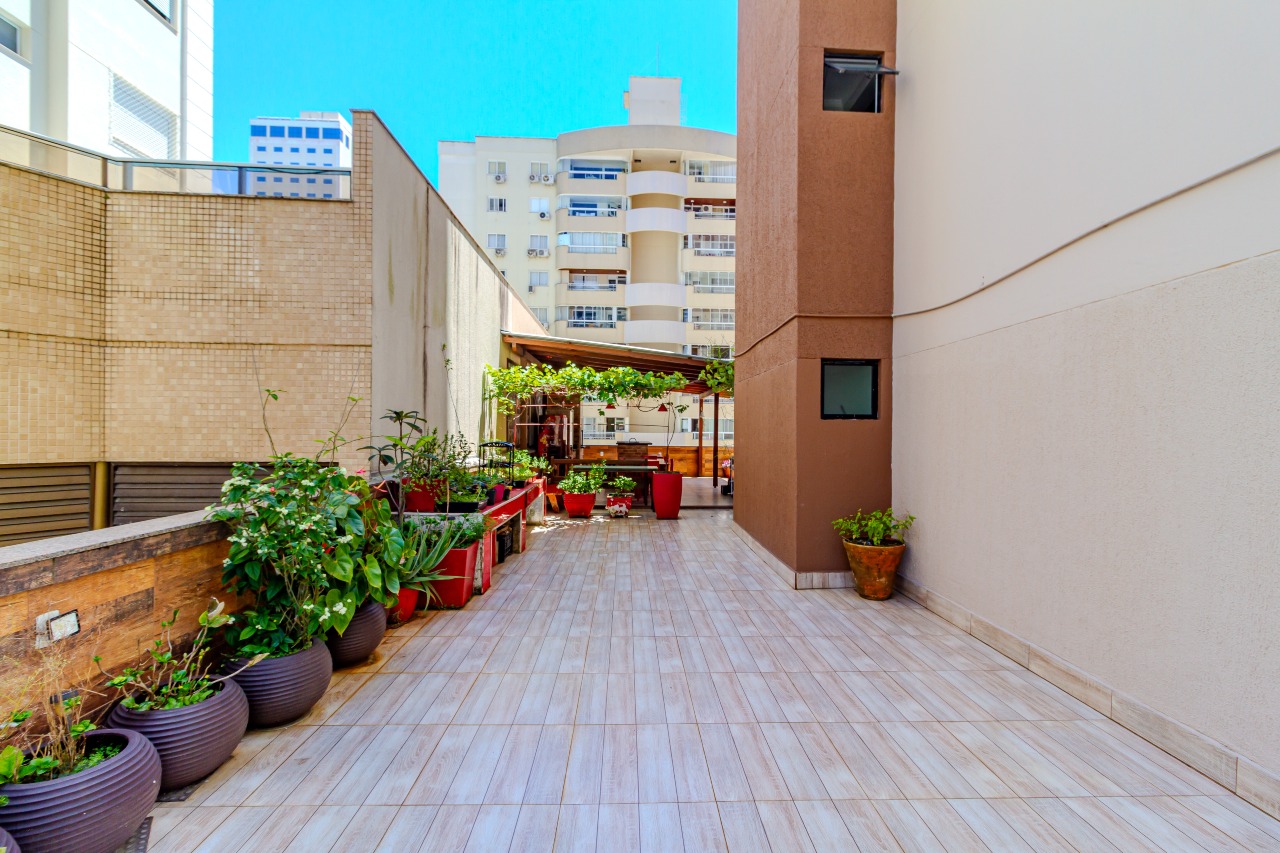 Apartamento diferenciado à venda no Centro: 