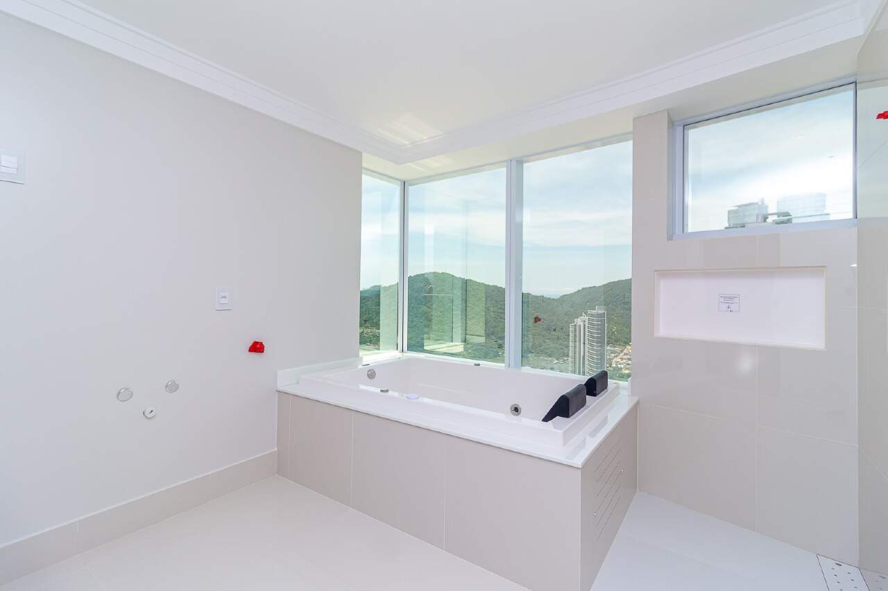 Apartamento à venda no Barra Sul: 