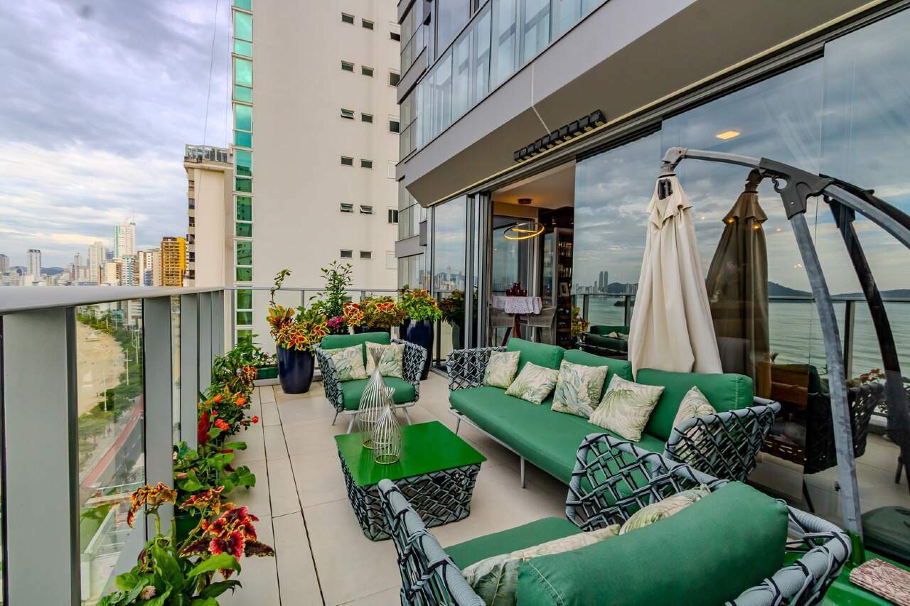 Apartamento diferenciado à venda no Centro: 