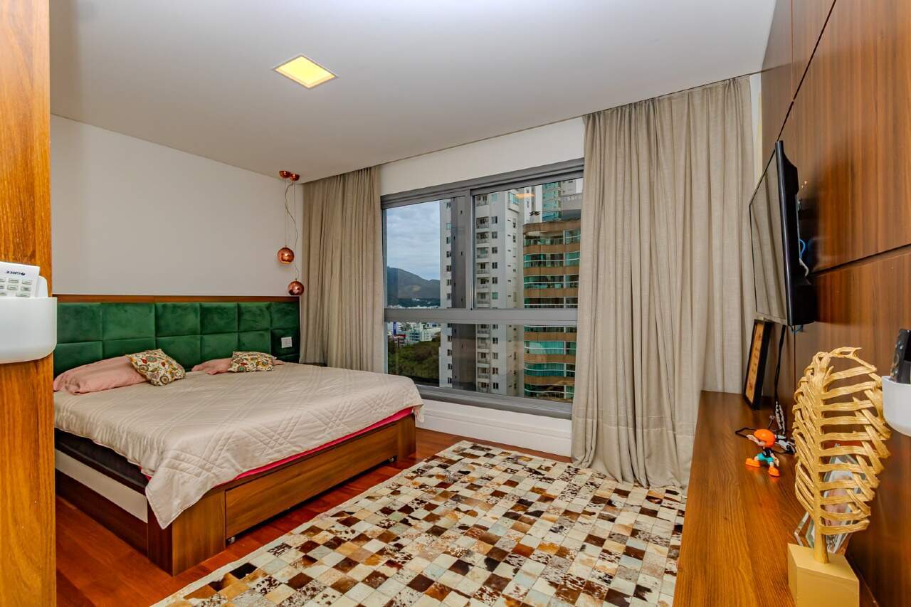 Apartamento diferenciado à venda no Centro: 