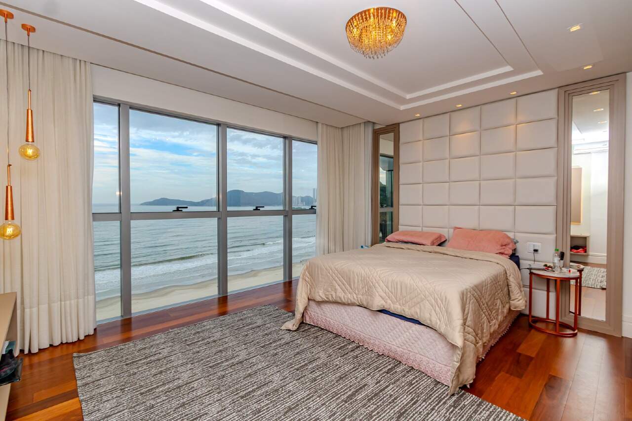 Apartamento diferenciado à venda no Centro: 