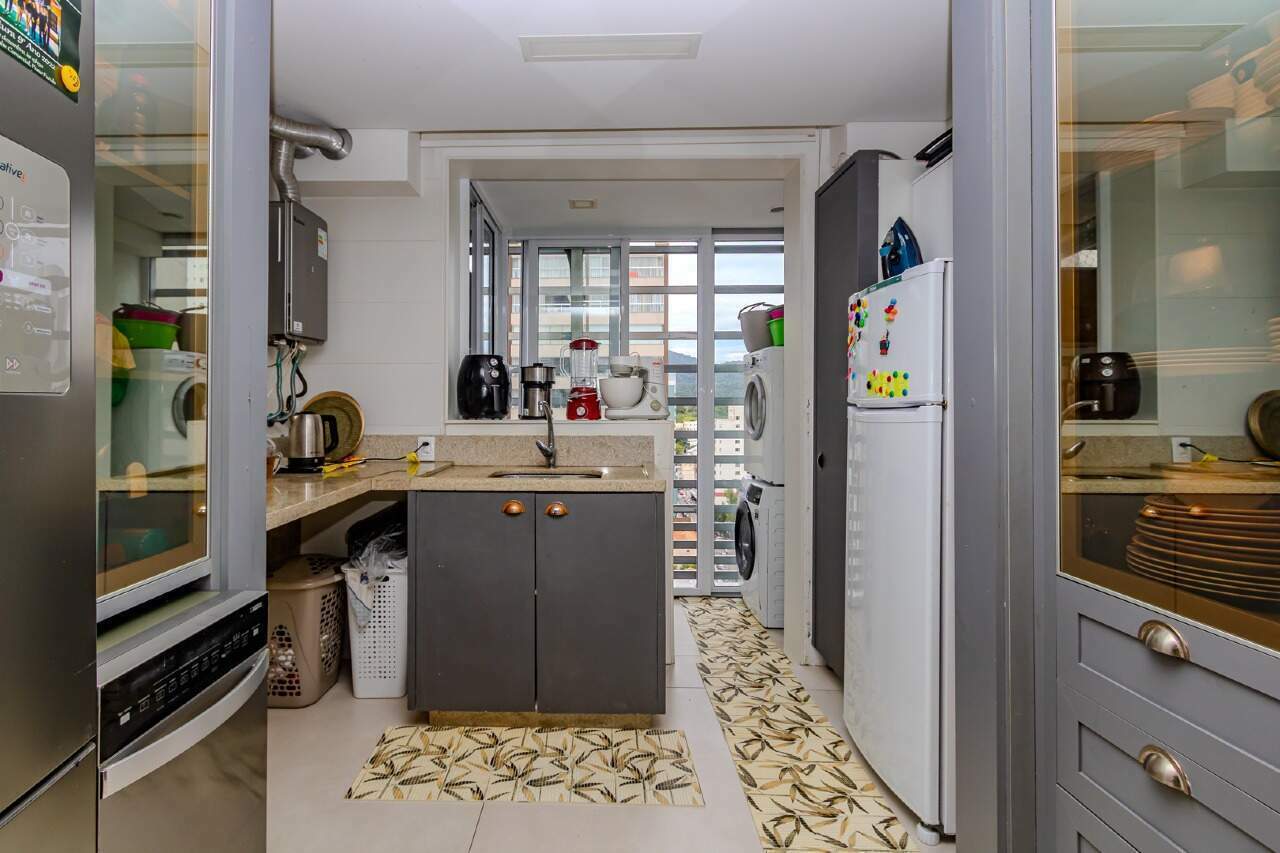 Apartamento diferenciado à venda no Centro: 