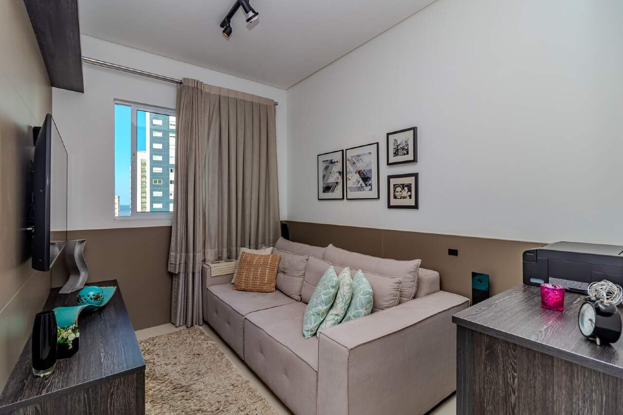 Apartamento diferenciado à venda no Pioneiros: 