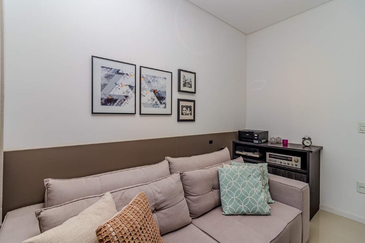 Apartamento diferenciado à venda no Pioneiros: 
