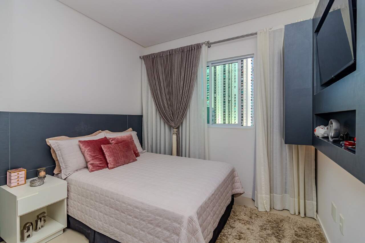 Apartamento diferenciado à venda no Pioneiros: 