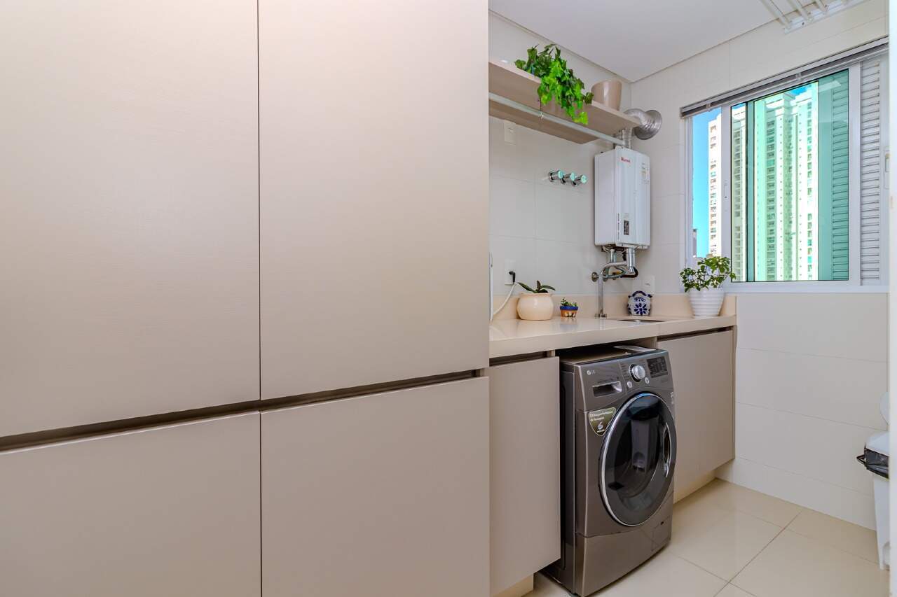 Apartamento diferenciado à venda no Pioneiros: 