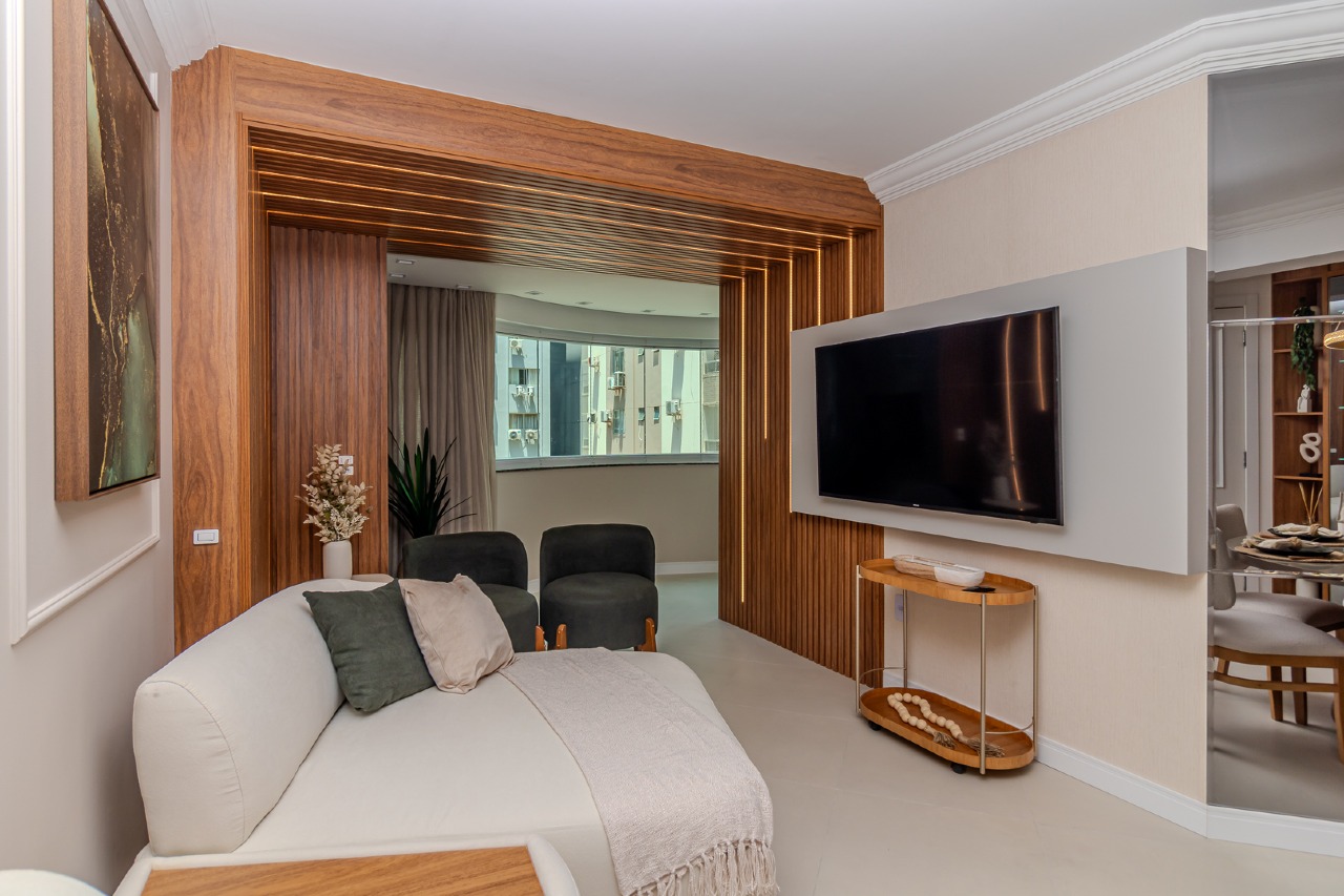 Apartamento à venda no Pioneiros: 