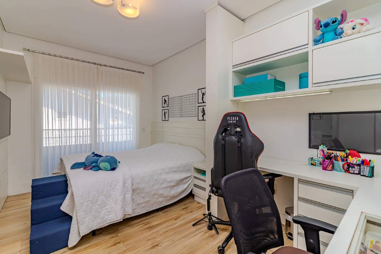 Casa de Condomínio à venda no Centro: 