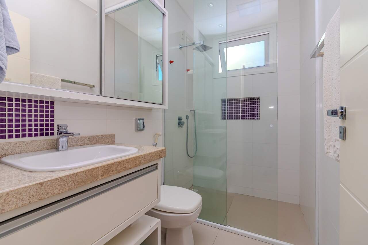 Casa de Condomínio à venda no Centro: 