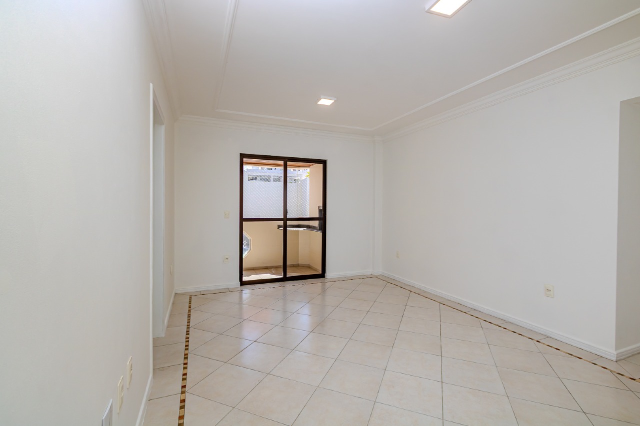 Apartamento diferenciado à venda no Centro: 