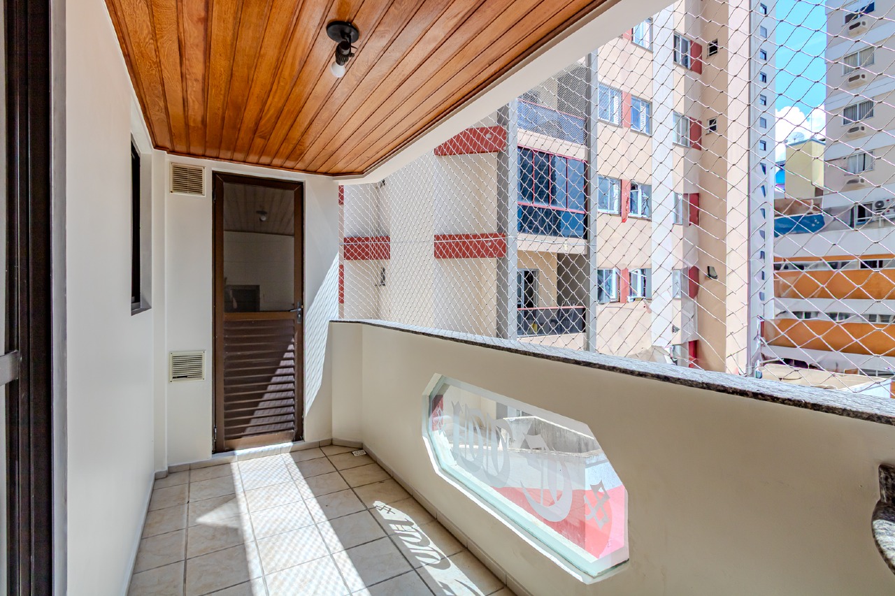 Apartamento diferenciado à venda no Centro: 