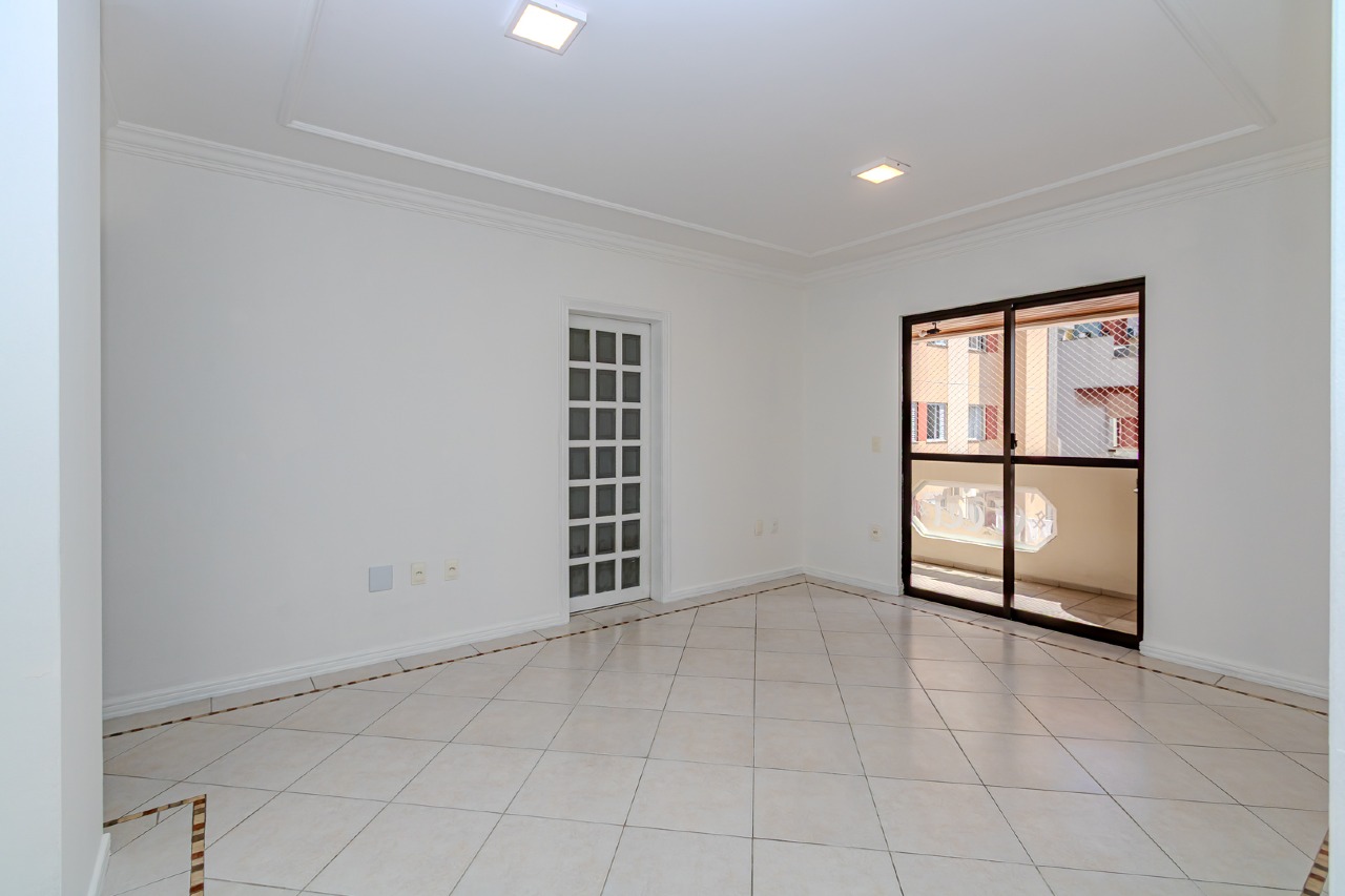 Apartamento diferenciado à venda no Centro: 
