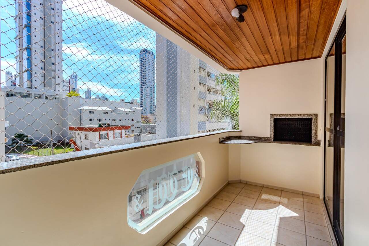 Apartamento diferenciado à venda no Centro: 