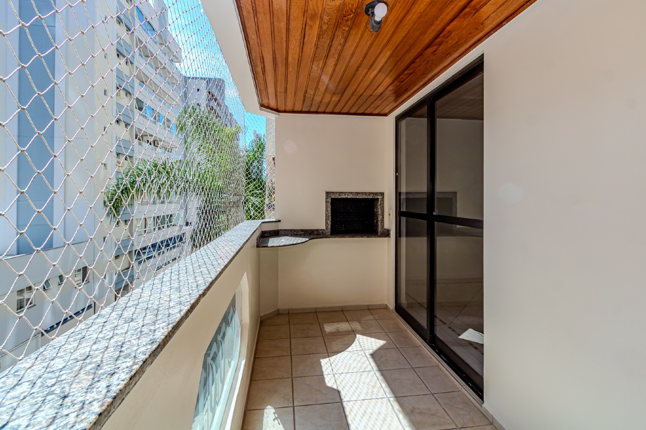 Apartamento diferenciado à venda no Centro: 