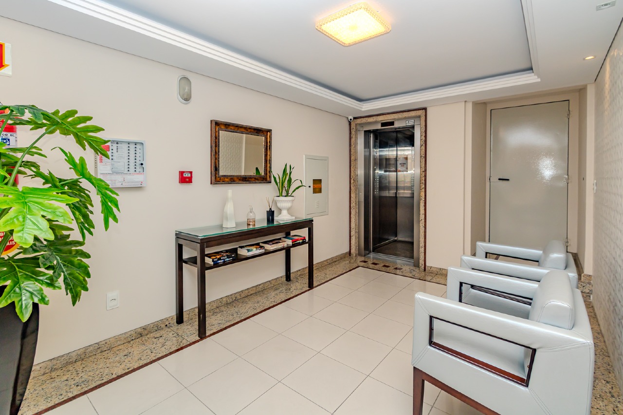 Apartamento diferenciado à venda no Centro: 