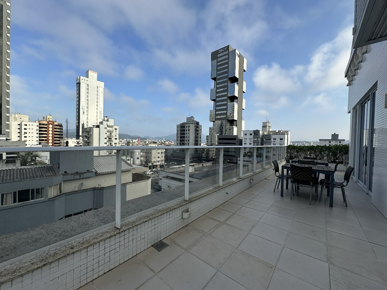 Apartamento diferenciado à venda no Centro: 