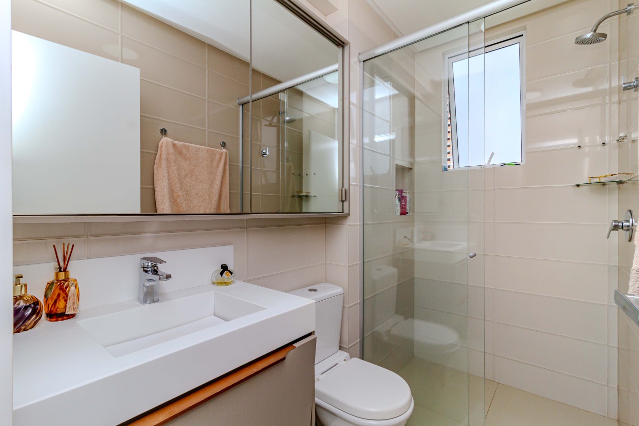 Apartamento à venda no Pioneiros: 