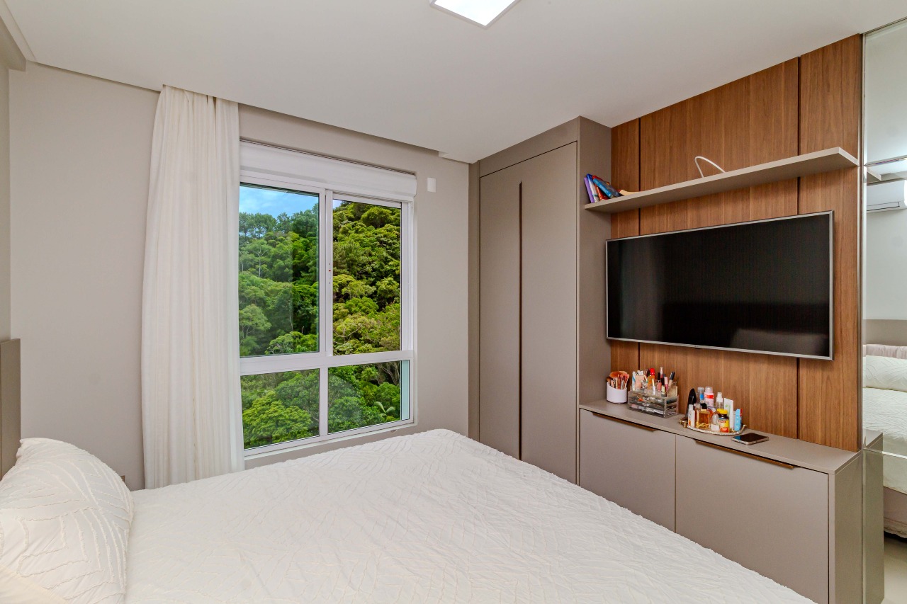 Apartamento à venda no Pioneiros: 