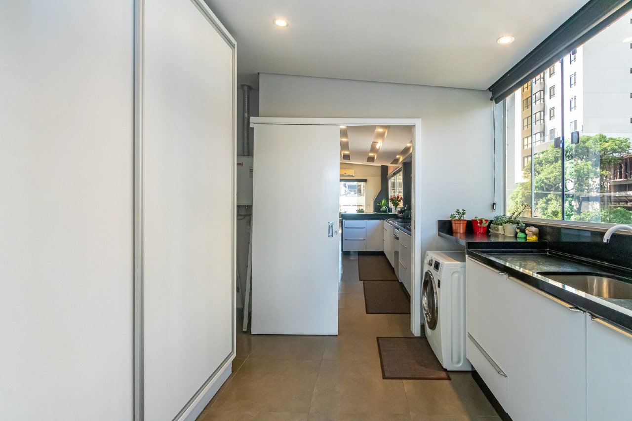Apartamento diferenciado à venda no Centro: 