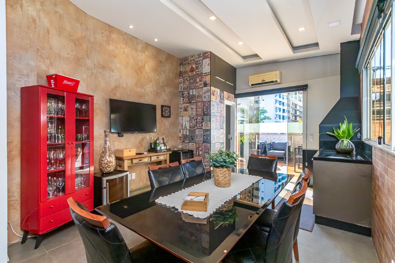 Apartamento diferenciado à venda no Centro: 