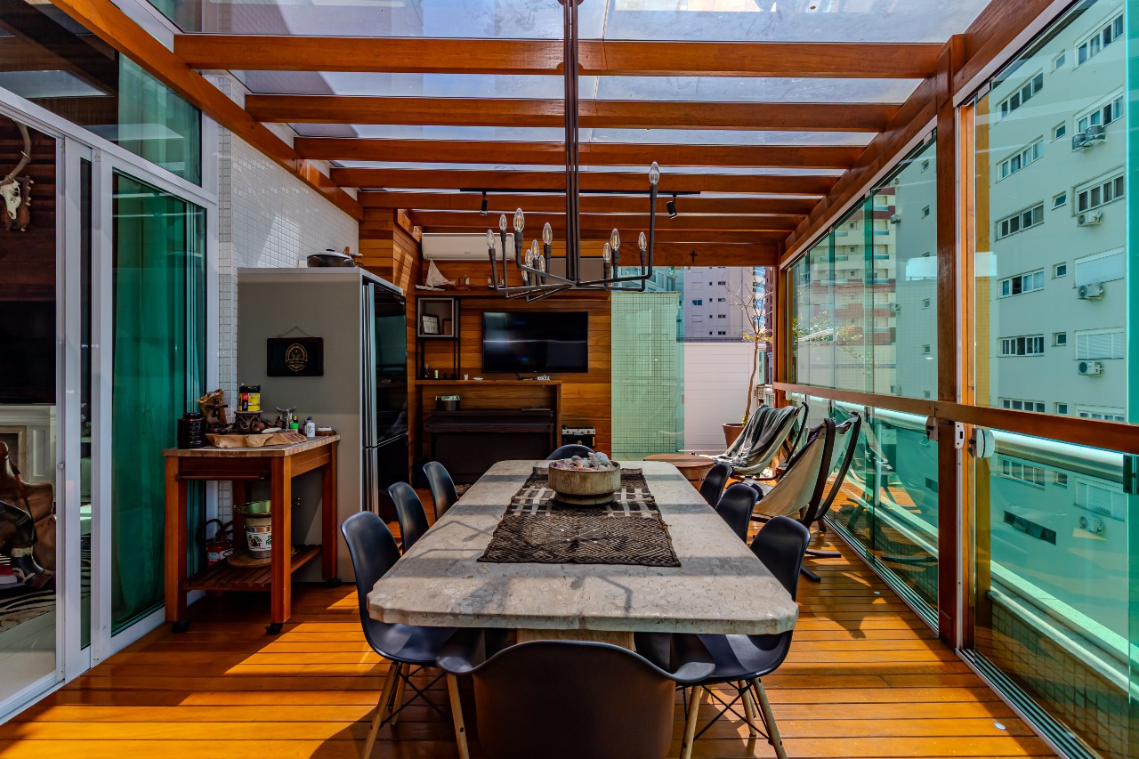 Apartamento diferenciado à venda no Centro: 