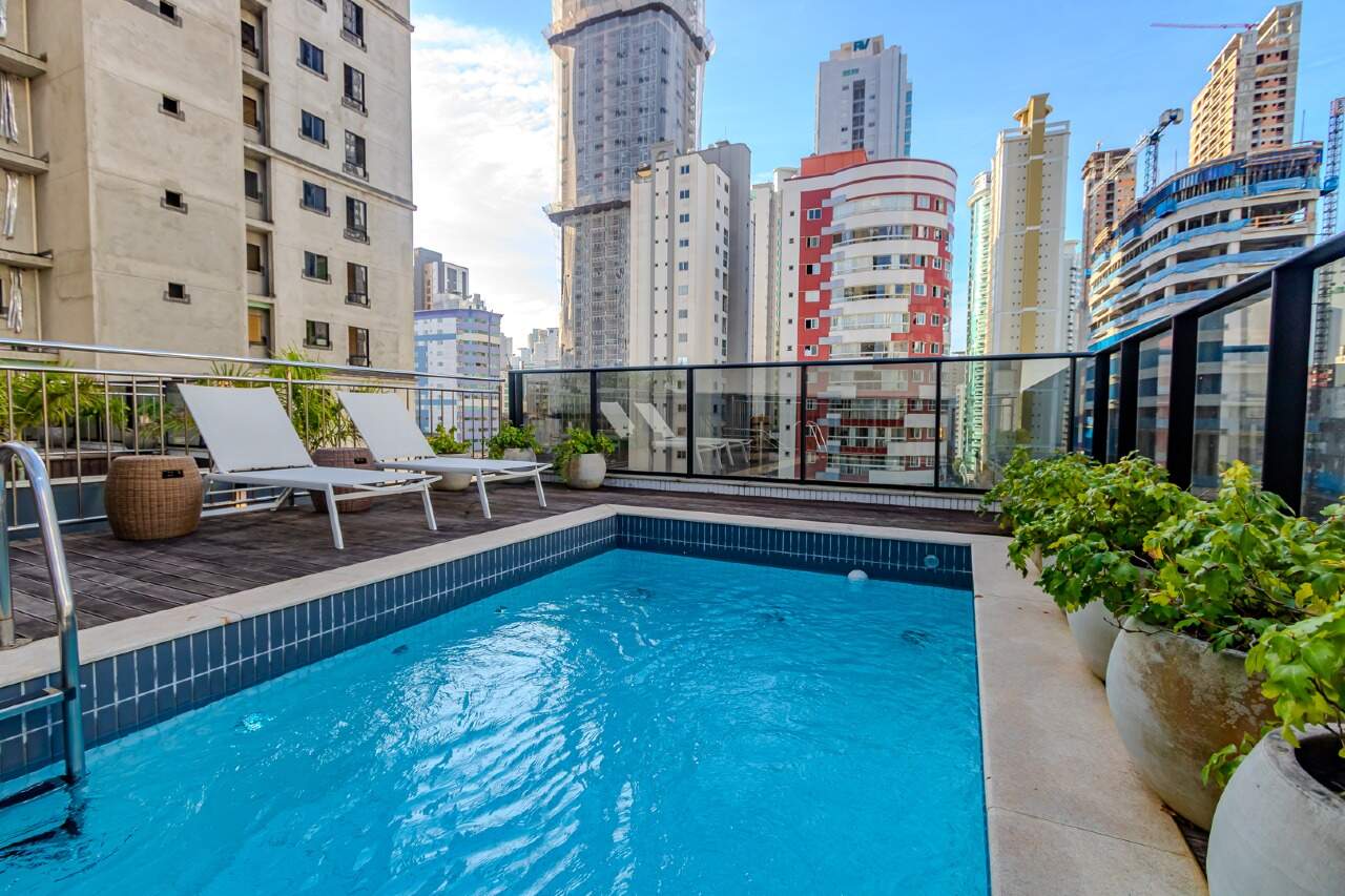 Apartamento diferenciado à venda no Centro: 