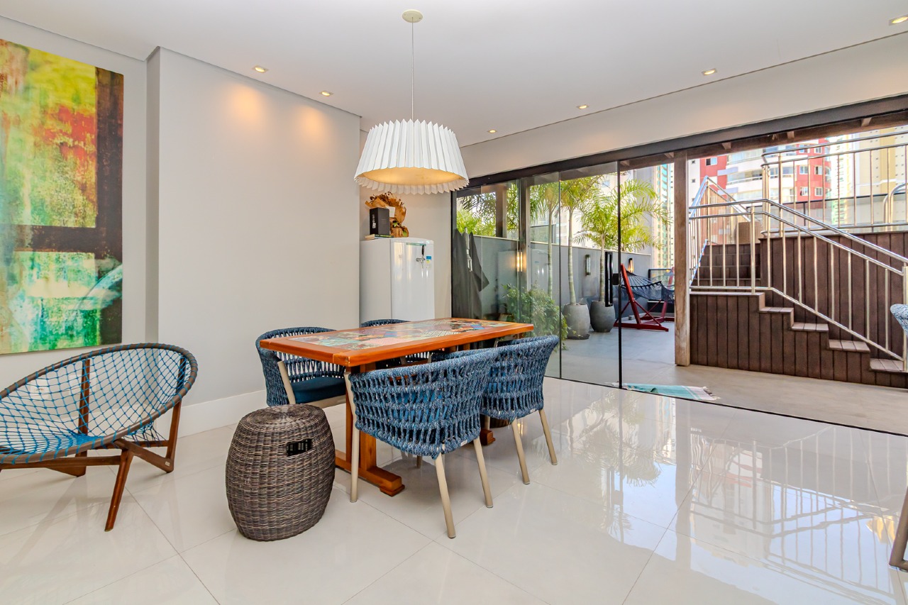 Apartamento diferenciado à venda no Centro: 