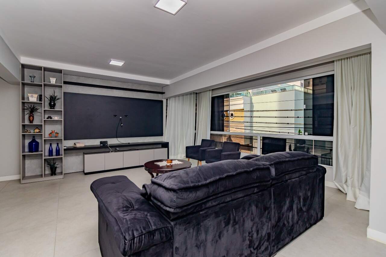 Apartamento diferenciado à venda no Centro: 