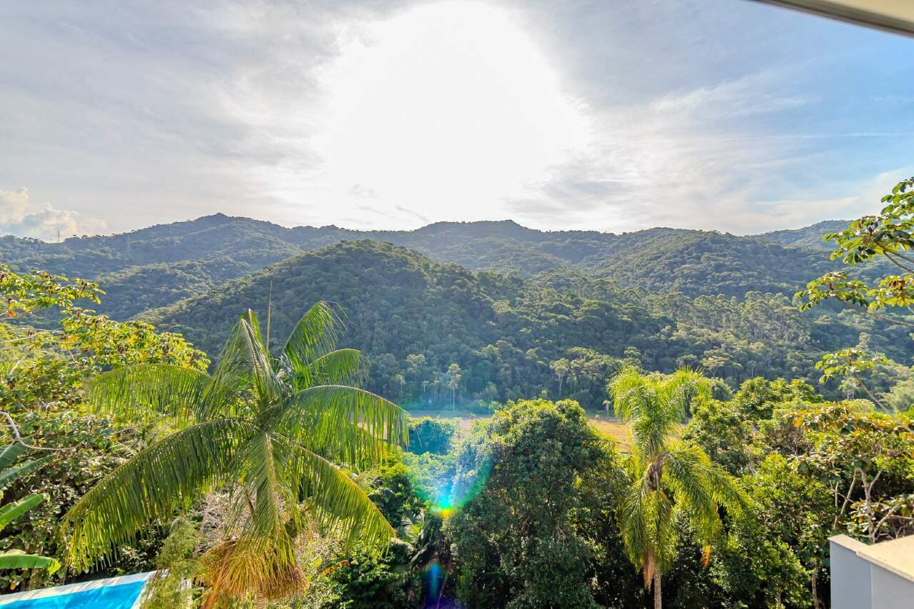 Casa de Condomínio à venda no Ariribá: 
