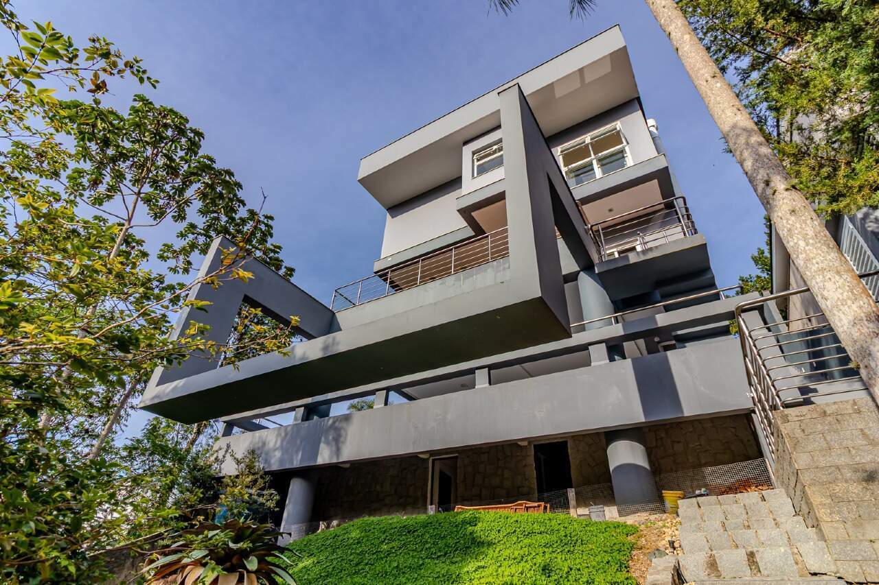 Casa de Condomínio à venda no Ariribá: 