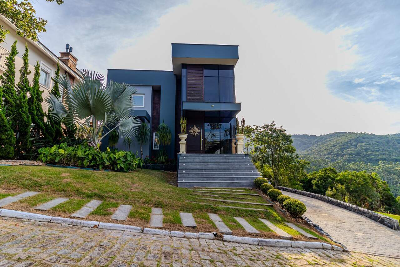 Casa de Condomínio à venda no Ariribá: 