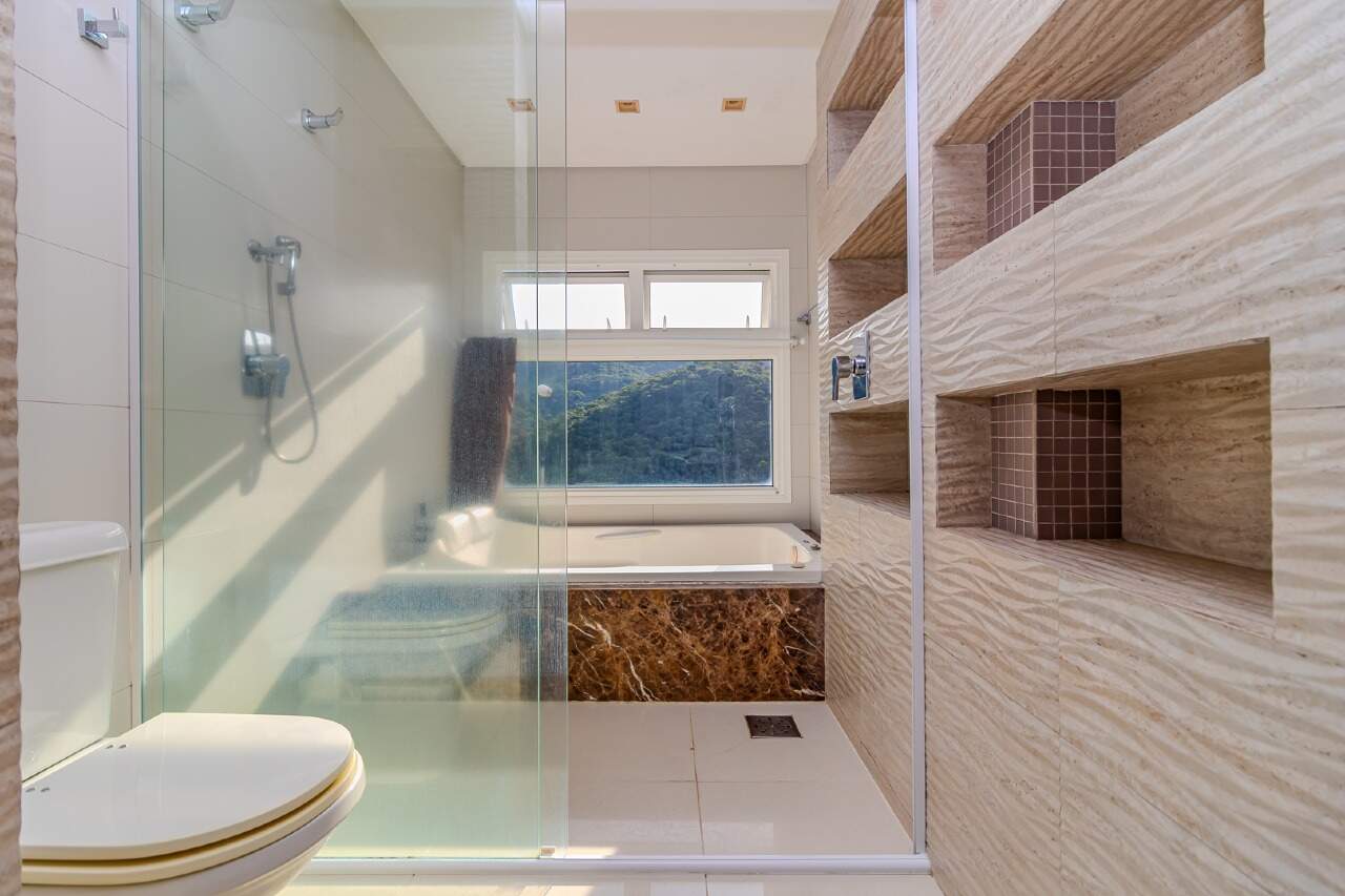 Casa de Condomínio à venda no Ariribá: 