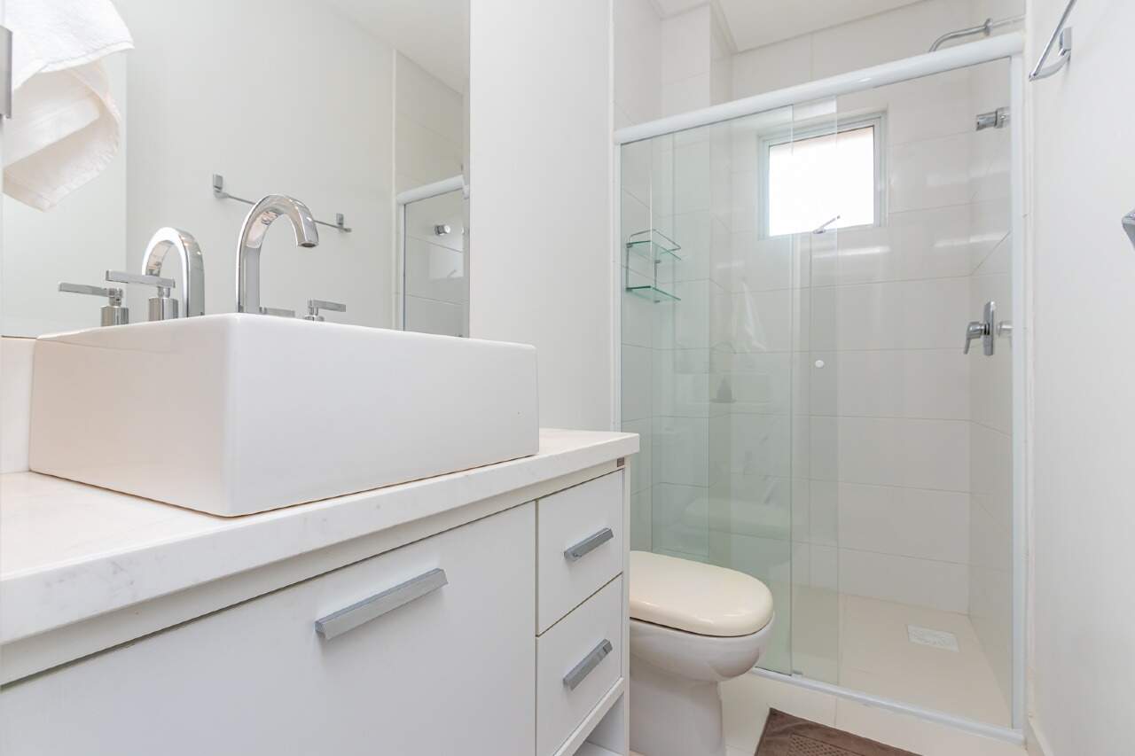 Apartamento à venda no Pioneiros: 