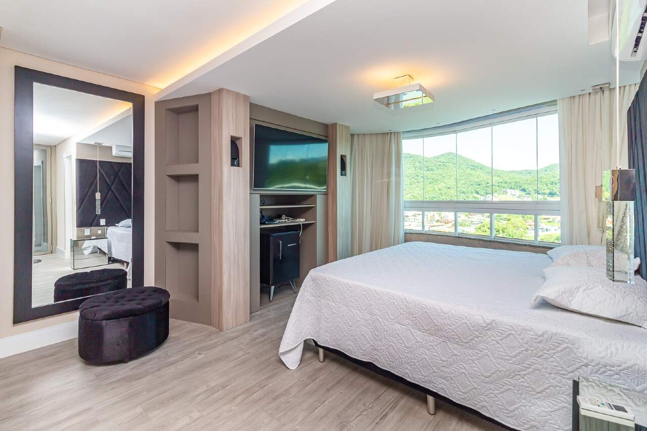 Apartamento à venda no Barra Sul: