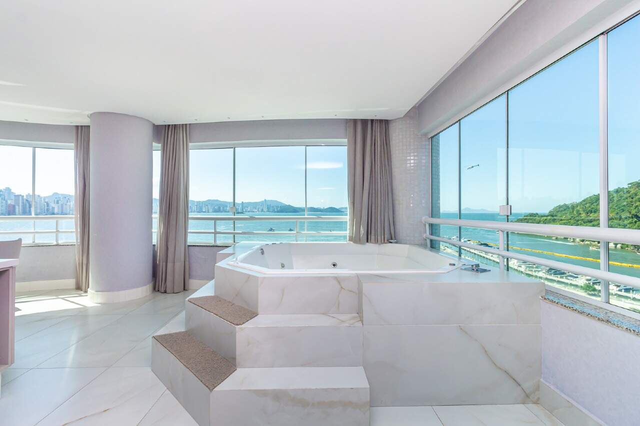 Apartamento à venda no Barra Sul: