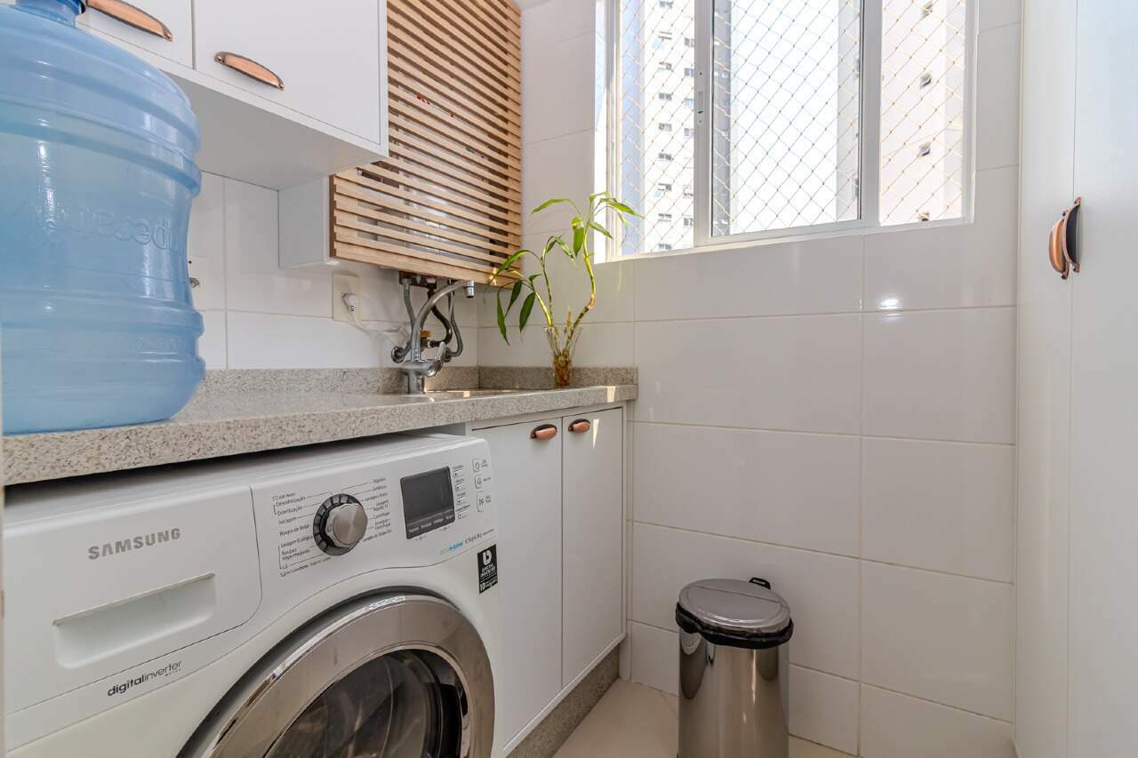 Apartamento à venda no Pioneiros: 