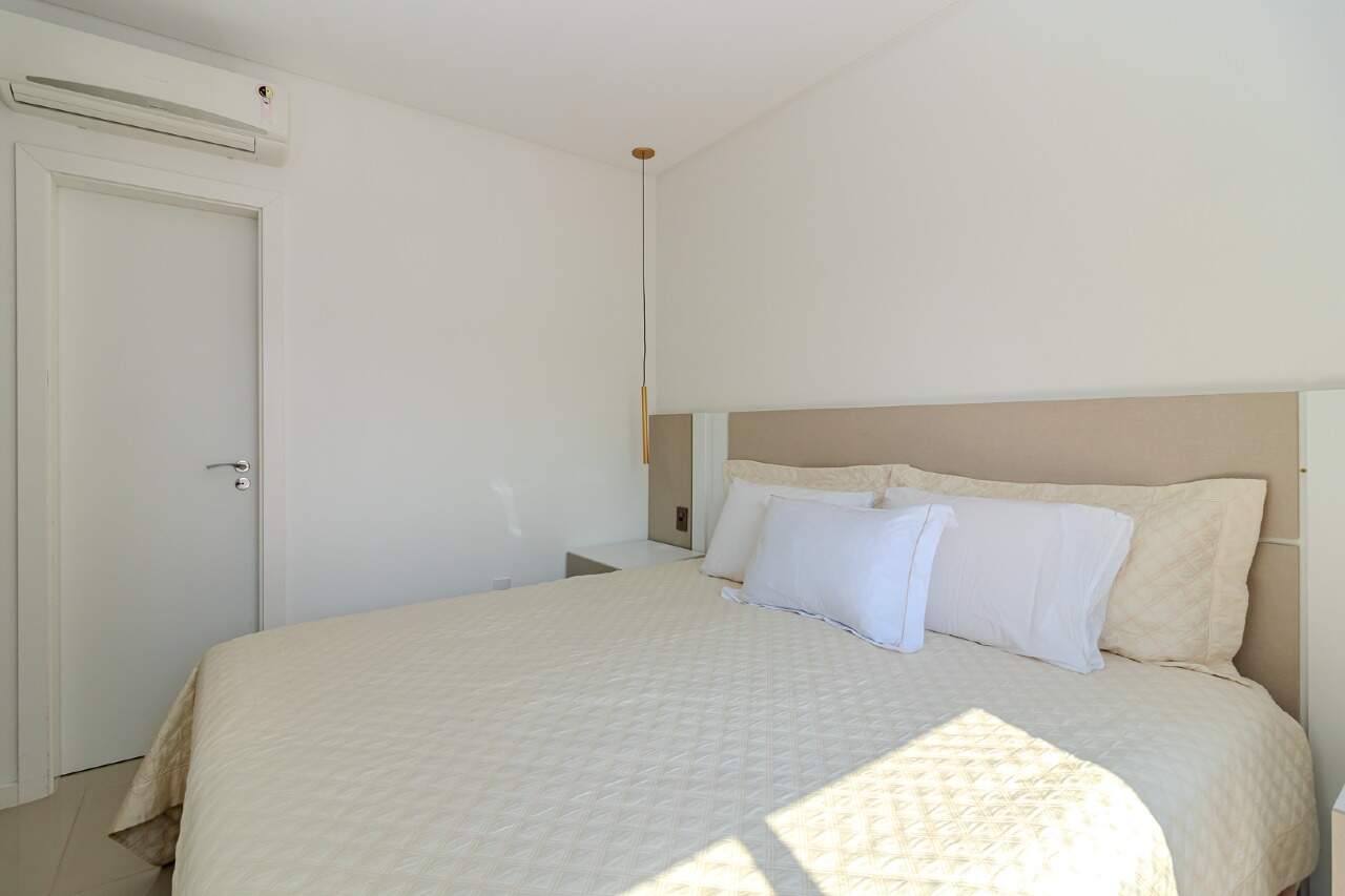 Apartamento à venda no Pioneiros: 