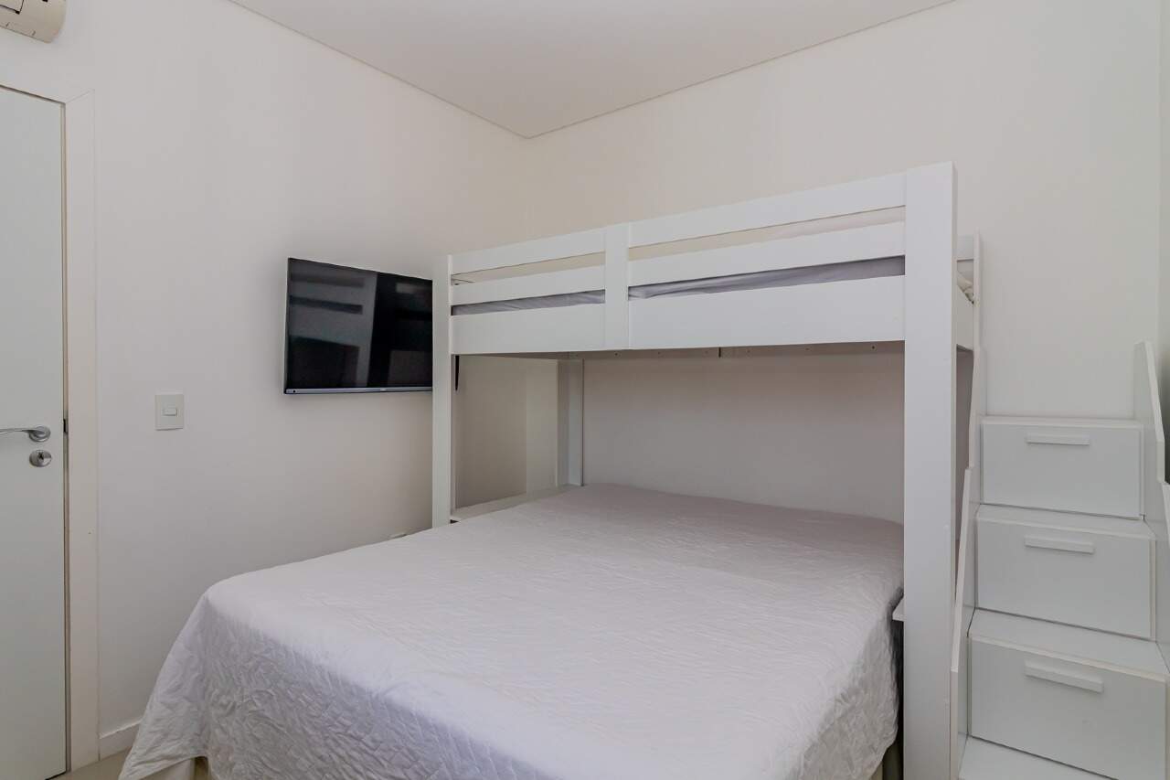 Apartamento à venda no Pioneiros: 