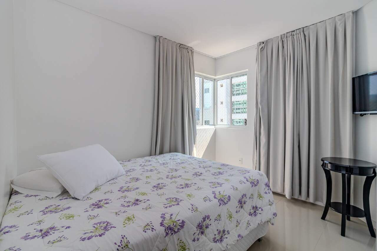 Apartamento à venda no Pioneiros: 