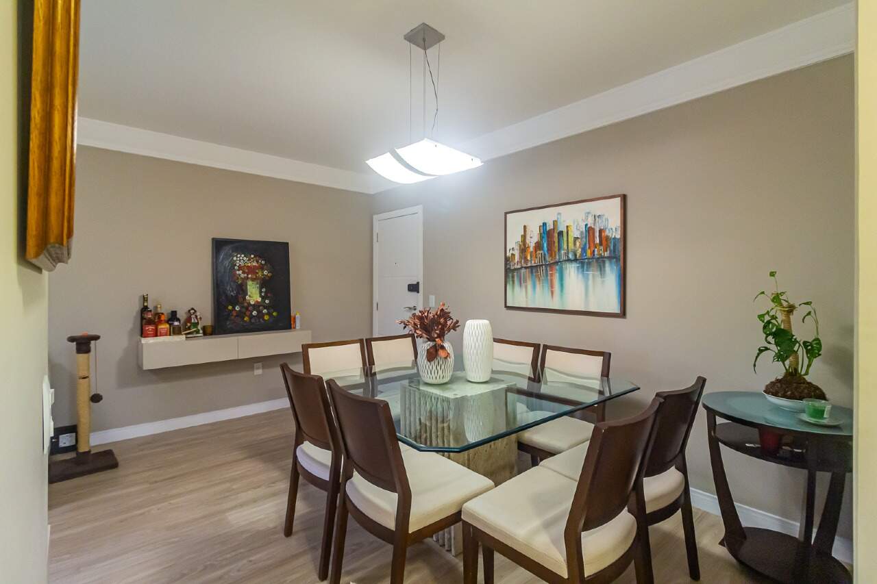 Apartamento diferenciado à venda no Centro: 