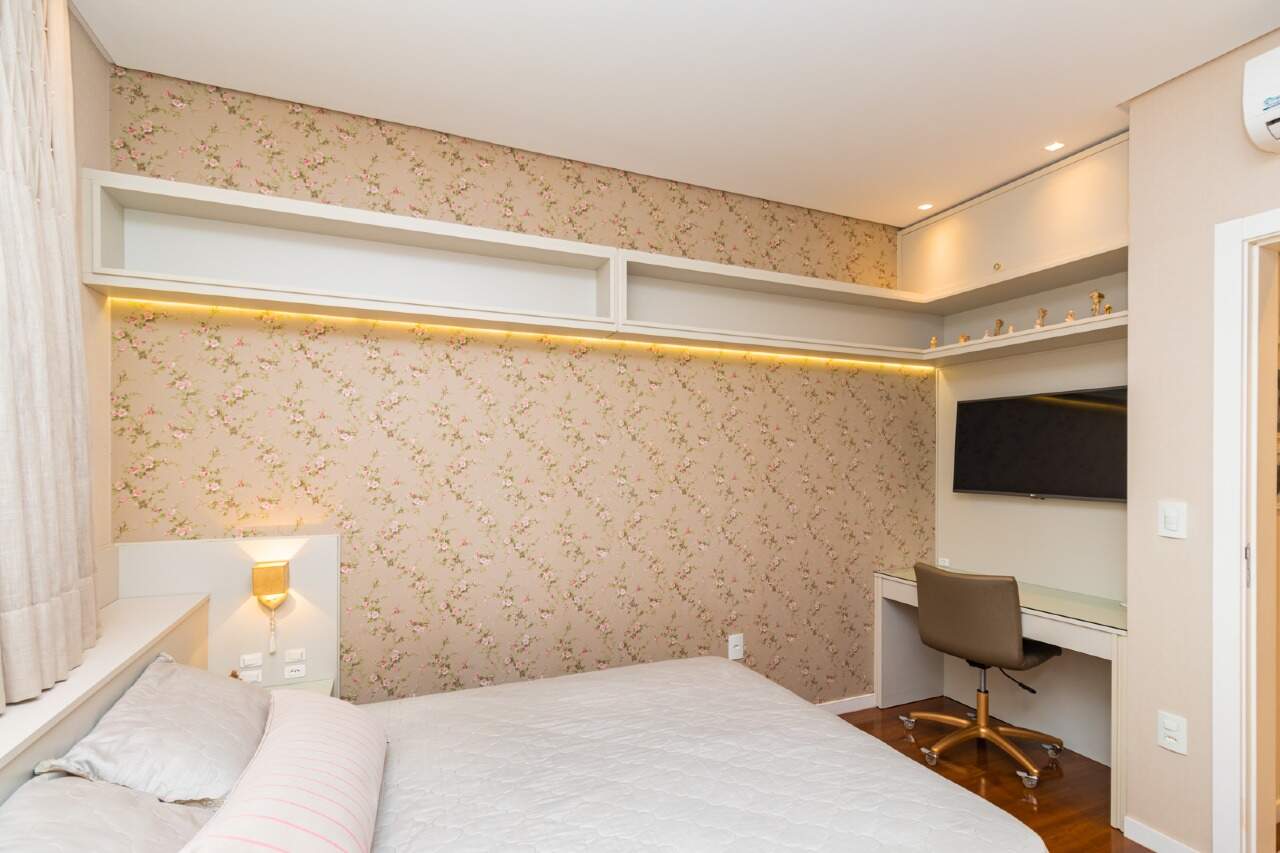 Apartamento à venda no Pioneiros: 