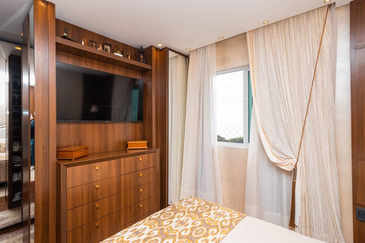 Apartamento à venda no Pioneiros: 