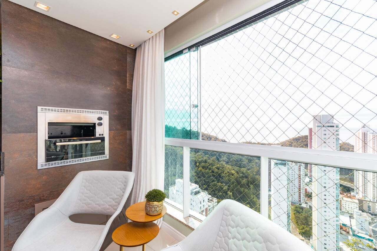 Apartamento à venda no Pioneiros: 