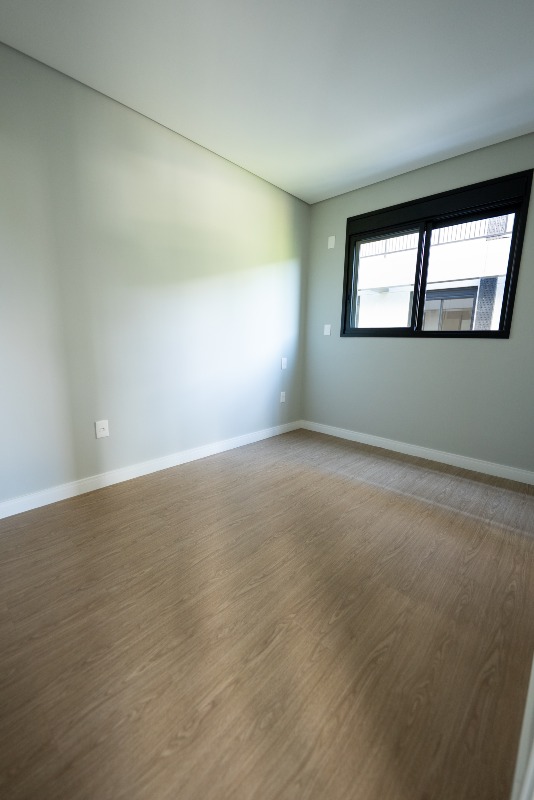 Apartamento à venda no Praia dos Amores: 