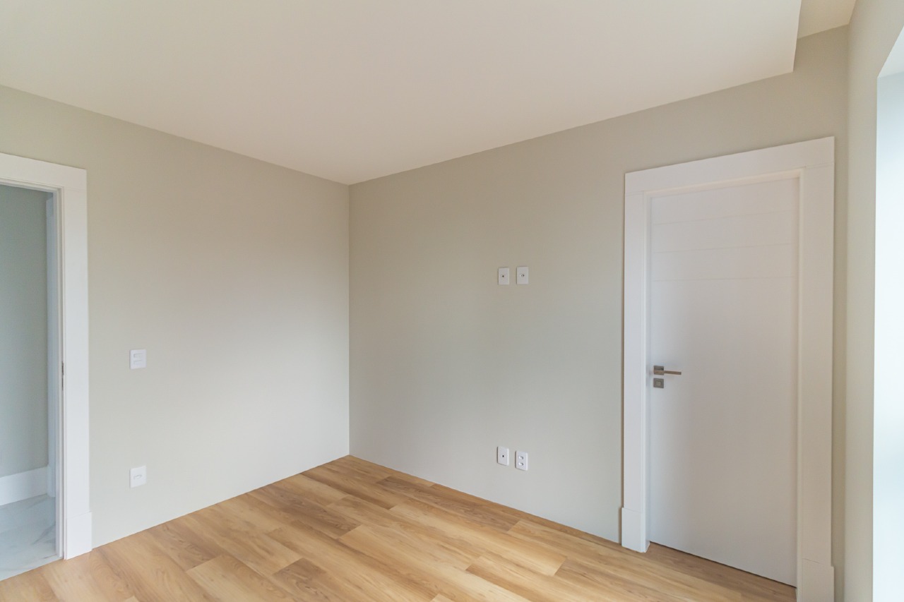 Apartamento à venda no Pioneiros: