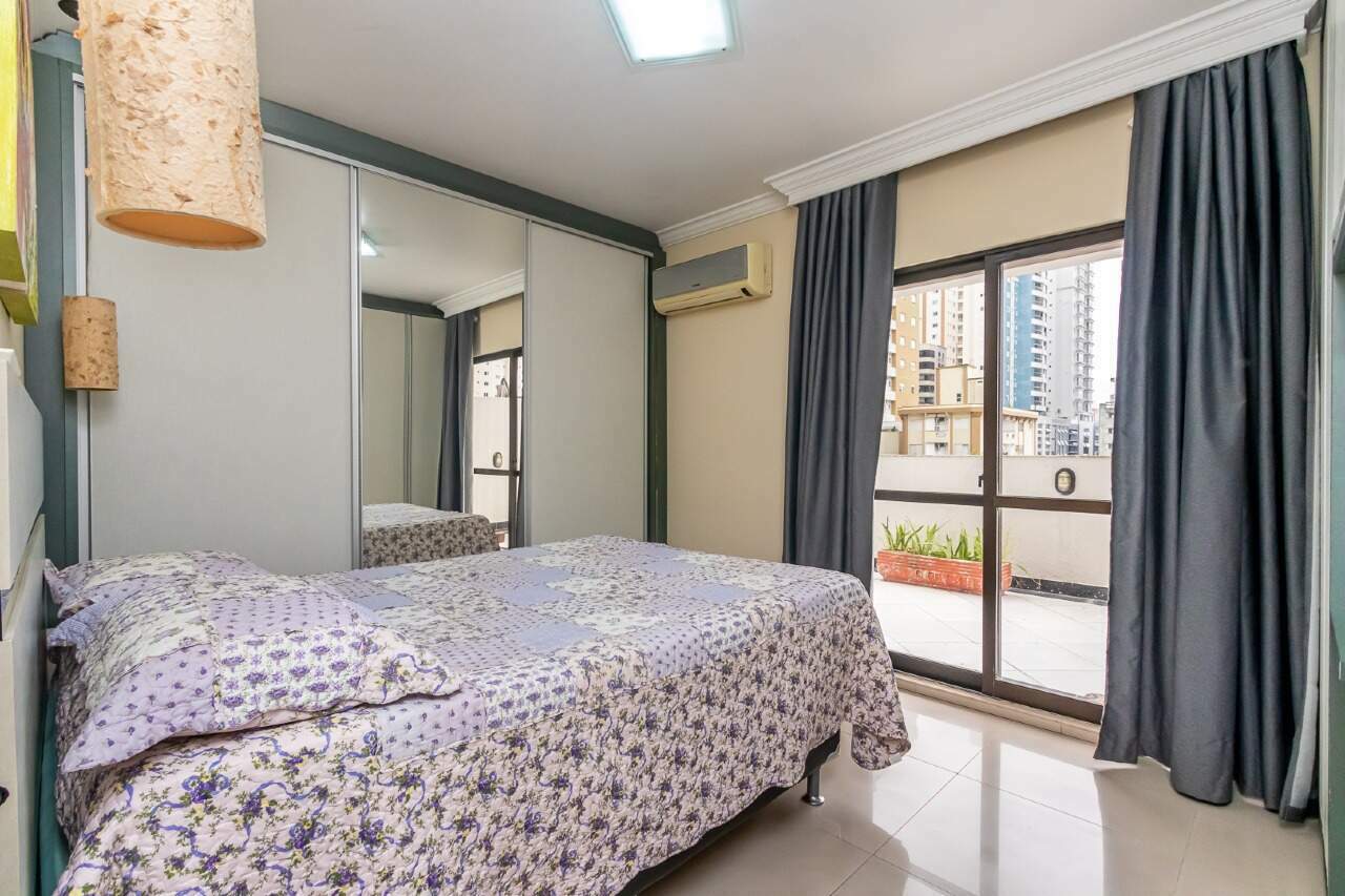 Apartamento diferenciado à venda no Centro: 